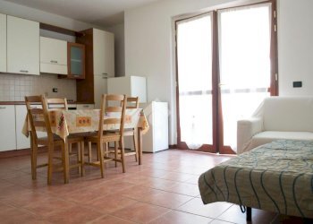 Stabile - Palazzo Via Manzoni, Vernate - foto 9