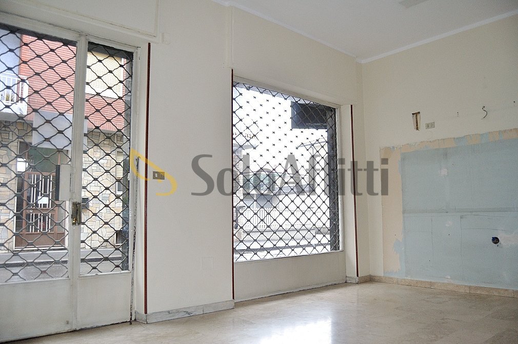 AREA VENDITA 2 - Locale Commerciale VIA VERDI 32, Settimo Torinese - foto 2