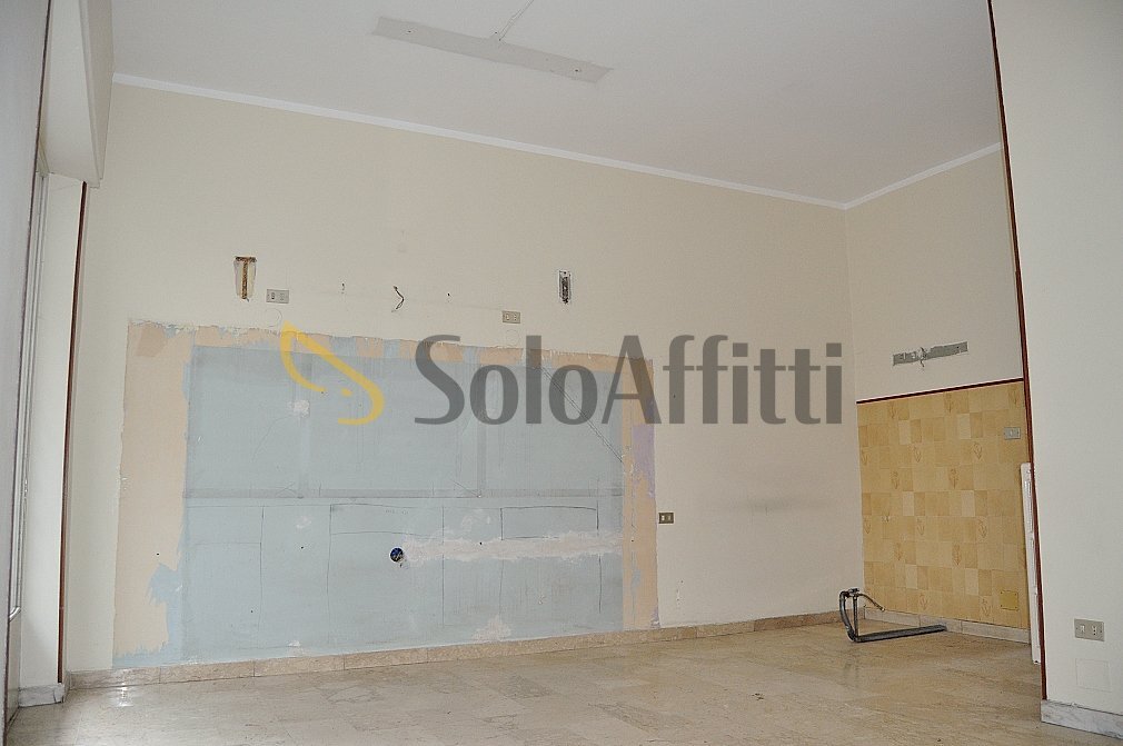 AREA VENDITA 3 - Locale Commerciale VIA VERDI 32, Settimo Torinese - foto 3