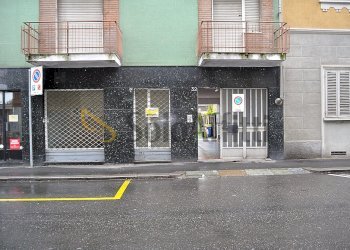 FACCIATA - Locale Commerciale VIA VERDI 32, Settimo Torinese - foto 12