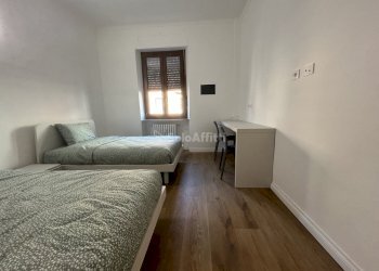 SECONDA CAMERA DOPPIA 1.jpg - Appartamento Torino - foto 17