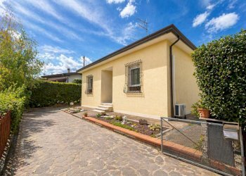 Villa Santo Stefano di Magra - foto 1