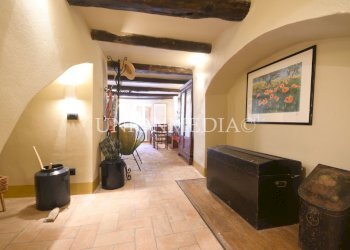 1 giucano fosdinovo appartamento ristrutturato.jpg - Townhouse Via della Fontana 1, Fosdinovo - photo 1