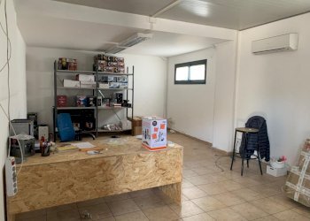 6.JPG - Locale Commerciale Via Jonica 30, Siracusa - foto 7