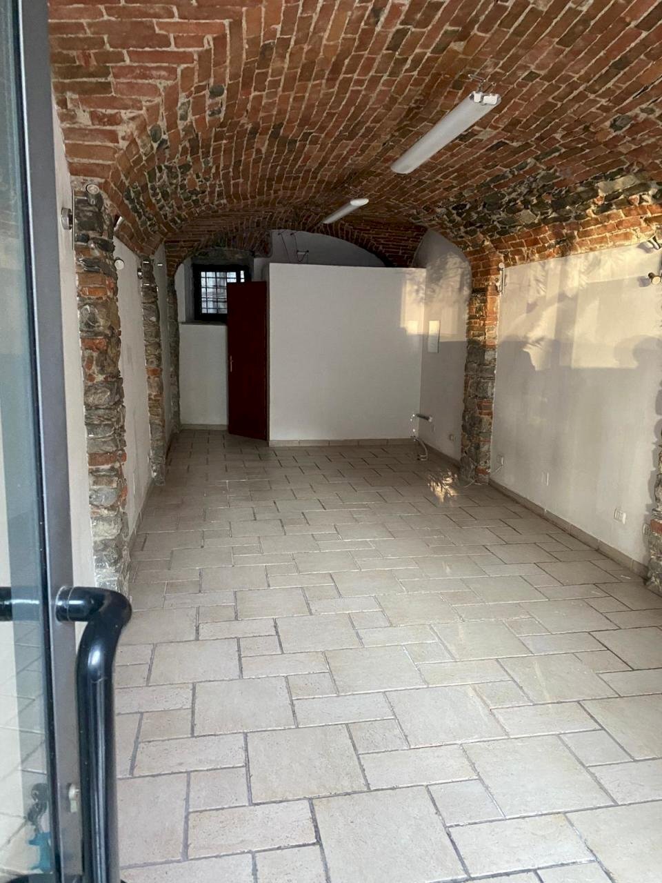 WhatsApp Image 2024-11-19 at 18.39.45 (2).jpeg - Locale Commerciale Sarzana - foto 3