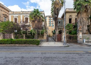 Viale Regina Margherita 16 CT (3).jpg - Stabile - Palazzo Viale Regina Margherita 16, Catania - foto 4