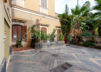 Viale Regina Margherita 16 CT (10).jpg - Stabile - Palazzo Viale Regina Margherita 16, Catania - foto 11