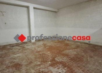 WhatsApp Image 2025-03-22 at 09.49.52 (3).jpeg - Box Pomezia - photo 5