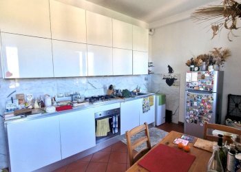 20241114_121212.jpg - Four-room apartment Sarzana - photo 6