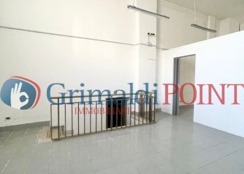 WhatsApp Image 2024-11-19 at 15.40.22_risultato.jp - Locale Commerciale Via Don Luigi Sturzo 53, Lecce - foto 3