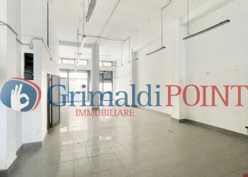 WhatsApp Image 2024-11-19 at 15.40.35 (3)_risultat - Locale Commerciale Via Don Luigi Sturzo 53, Lecce - foto 18