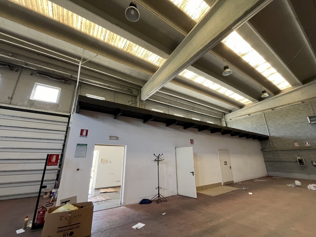 IMG_4495.jpeg - Capannone Dossino 31, Cura Carpignano - foto 3