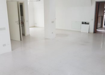 20171124_121625.jpg - Ufficio Via Massimo D'Azeglio 20, Lodi - foto 2