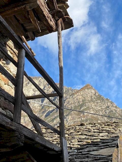 Rustico Frazòione Fey Inferiore 11, Perloz - foto 3