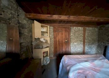 Rustico Frazòione Fey Inferiore 11, Perloz - foto 14