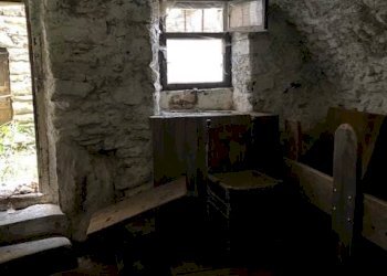 Rustico Frazòione Fey Inferiore 11, Perloz - foto 16