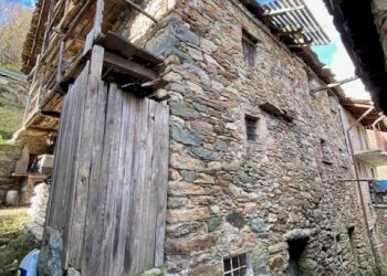 Rustico Frazòione Fey Inferiore 11, Perloz - foto 21