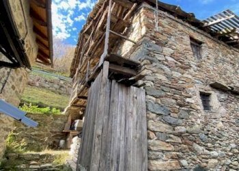 Rustico Frazòione Fey Inferiore 11, Perloz - foto 22