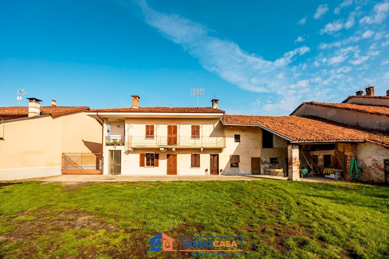 Independent house Villafalletto - photo 2