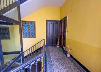 Shop Via San Secondo, Torino (neighborhood Crocetta) - photo 14