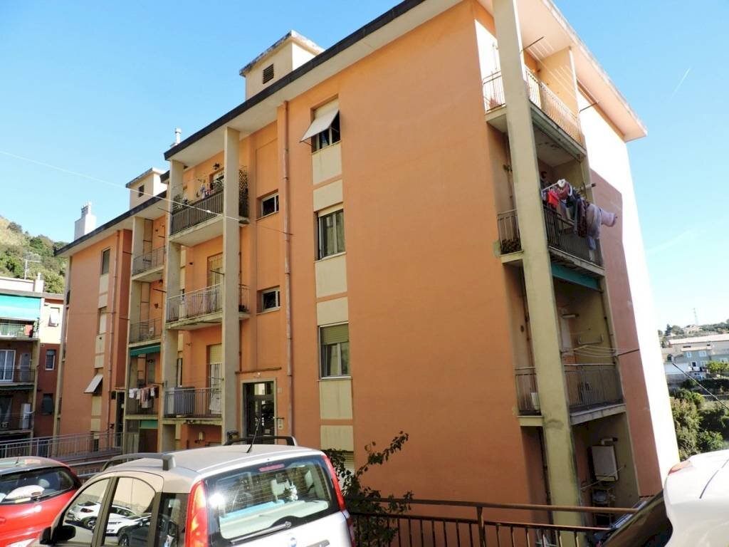 Facciata - Three-room apartment corso Luigi Andrea Martinetti, 124, Genova (neighborhood Sampierdarena) - photo 3