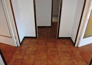 Interno appartamento - Trilocale corso Luigi Andrea Martinetti, 124, Genova (zona Sampierdarena) - foto 5