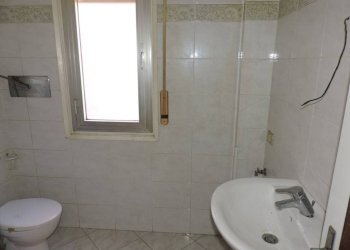 Bagno - Trilocale corso Luigi Andrea Martinetti, 124, Genova (zona Sampierdarena) - foto 17
