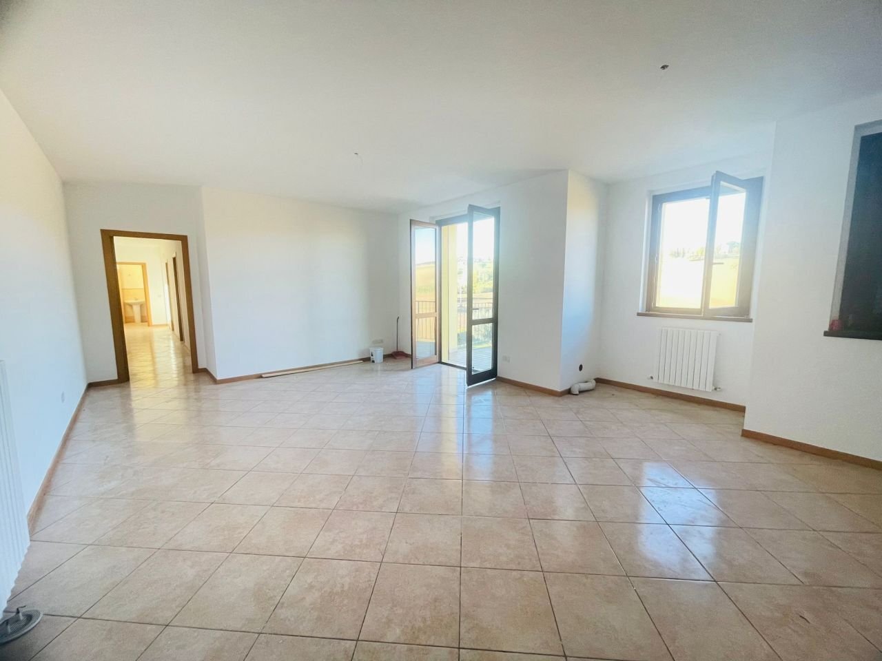 WhatsApp Image 2024-11-21 at 16.12.22.jpeg - Appartamento Monte Roberto - foto 1