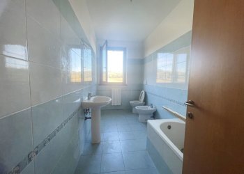 WhatsApp Image 2024-11-21 at 16.12.26.jpeg - Appartamento Monte Roberto - foto 9