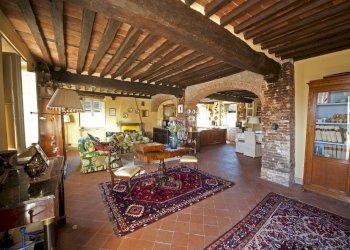 vendesi rustico oliveto piscina vendesi lucca.jpg - Casale Via di Mammoli 1001, Lucca - foto 7