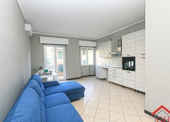 1.1. zona giorno.jpg - Appartamento VIA ALFREDO D'ANDRADE 34, Genova - foto 1