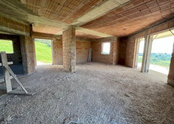 WhatsApp Image 2024-11-12 at 17.11.45 (2).jpeg - Rustic Fiano Romano - photo 9