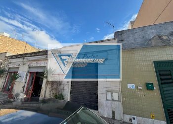 Negozio Via Re Ierone II, Siracusa - foto 1