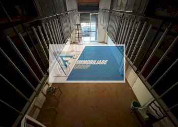 Negozio Via Re Ierone II, Siracusa - foto 5