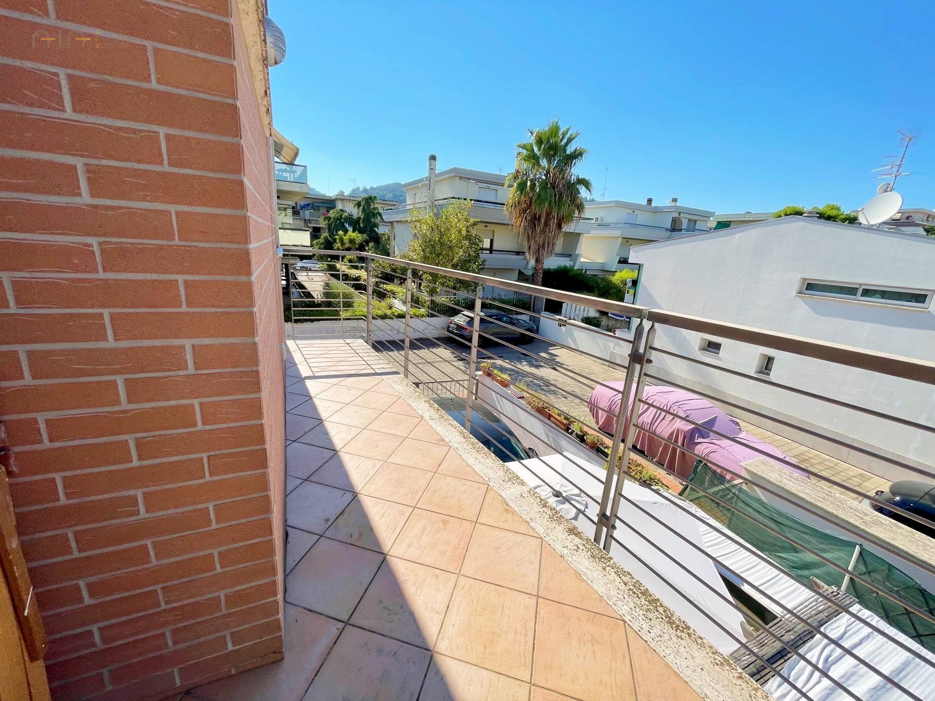 Quadrilocale Via Procida, Grottammare - foto 2