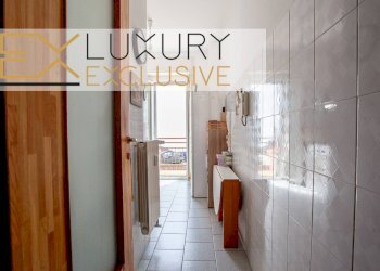Three-room apartment Via Felice Lacerra, Sesto San Giovanni - photo 12