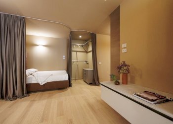 One-room apartment Via Alessandro Volta, Torino (neighborhood Centro) - photo 7