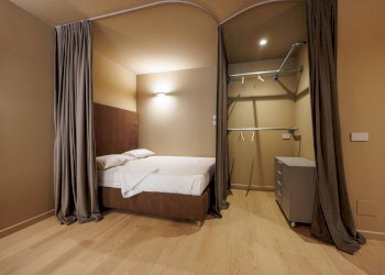 One-room apartment Via Alessandro Volta, Torino (neighborhood Centro) - photo 8