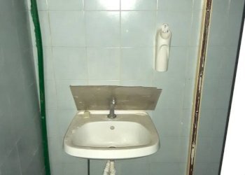 Bagno - Negozio via EGISTO FERRONI, Signa - foto 7