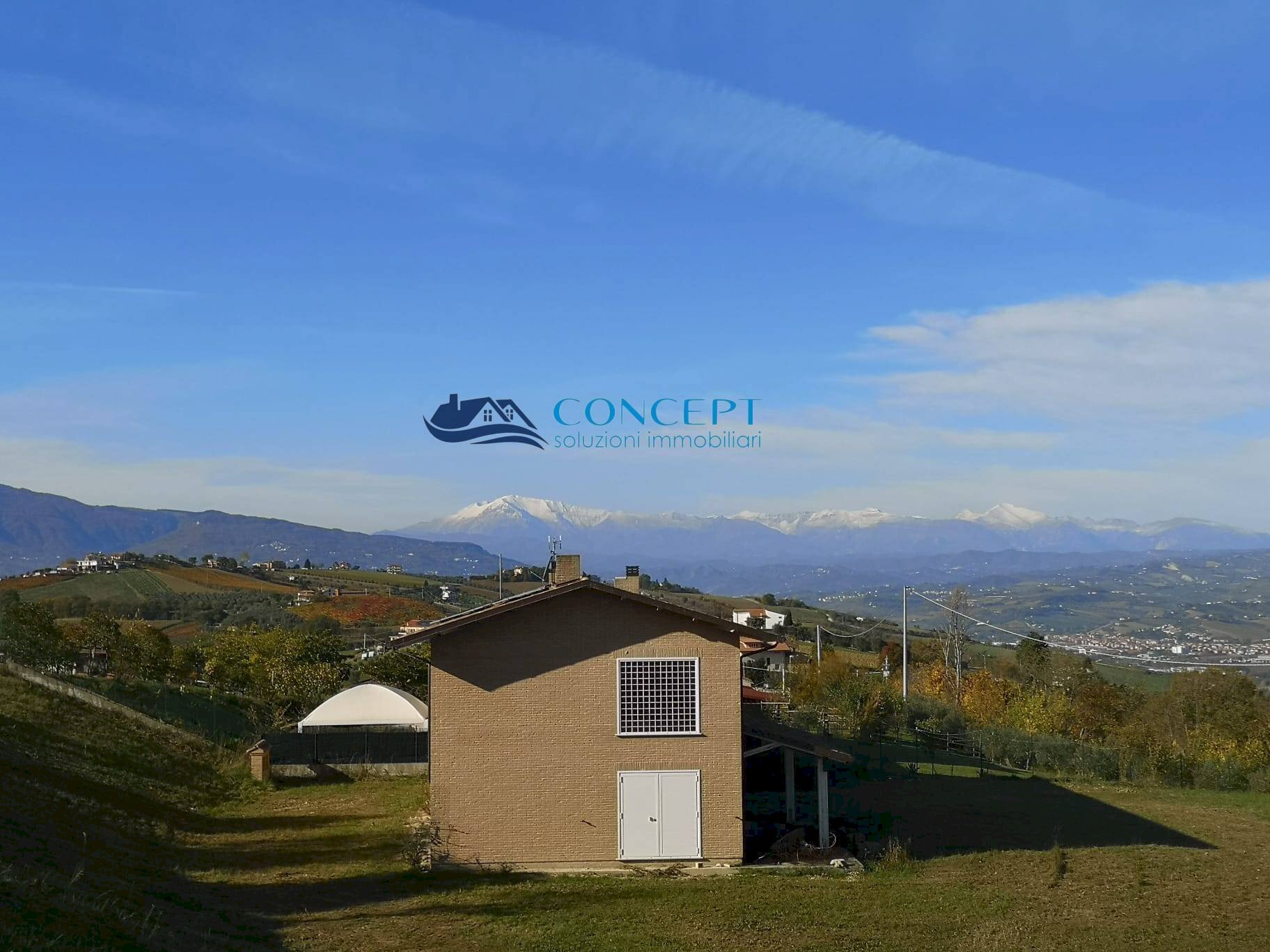 Semi-detached Villa via Torretta, Controguerra - photo 2