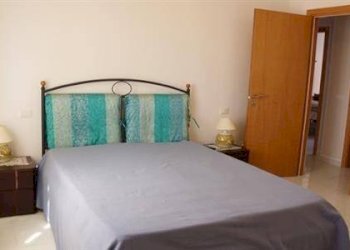 Camera da letto - Appartamento via del Colle, 8, Gaeta - foto 12