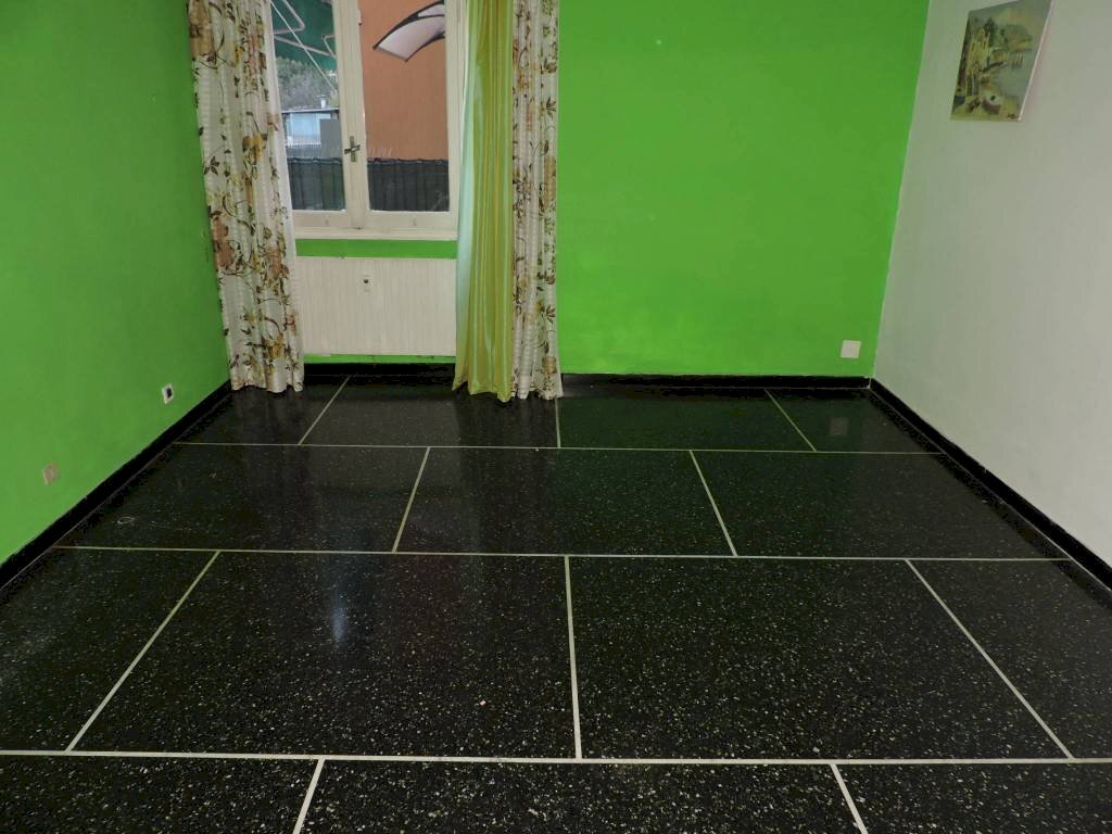 Soggiorno - Bilocale via Campomorone, 42, Genova (zona Pontedecimo) - foto 2