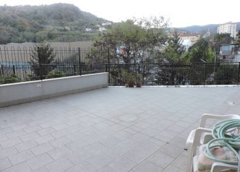 Terrazzo - Bilocale via Campomorone, 42, Genova (zona Pontedecimo) - foto 11