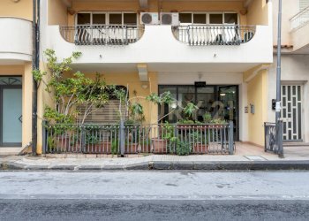 Hotel S (4).jpg - Casa indipendente Via Consolare Valeria 220, Sant'Alessio Siculo - foto 4