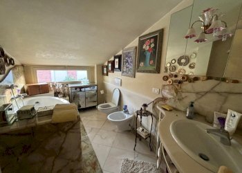 Porzione di casa Parma - foto 16