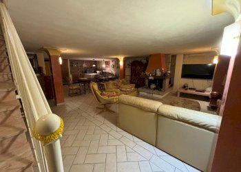 Porzione di casa Parma - foto 20