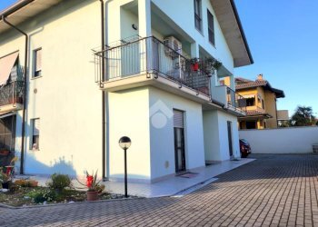 Three-room apartment Via S. Cristoforo, Casorezzo - photo 1