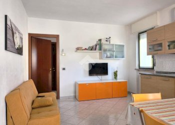 Three-room apartment Via S. Cristoforo, Casorezzo - photo 5