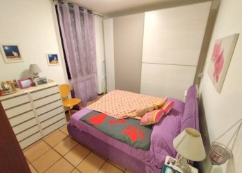 Camera da letto - Bilocale via Brescia, 31, Legnano - foto 19