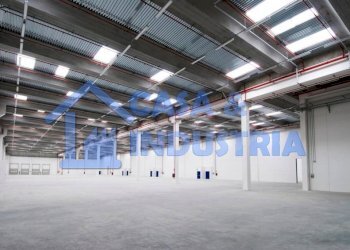 Magazzino - Capannone via 1 Maggio, 3, Origgio - foto 1